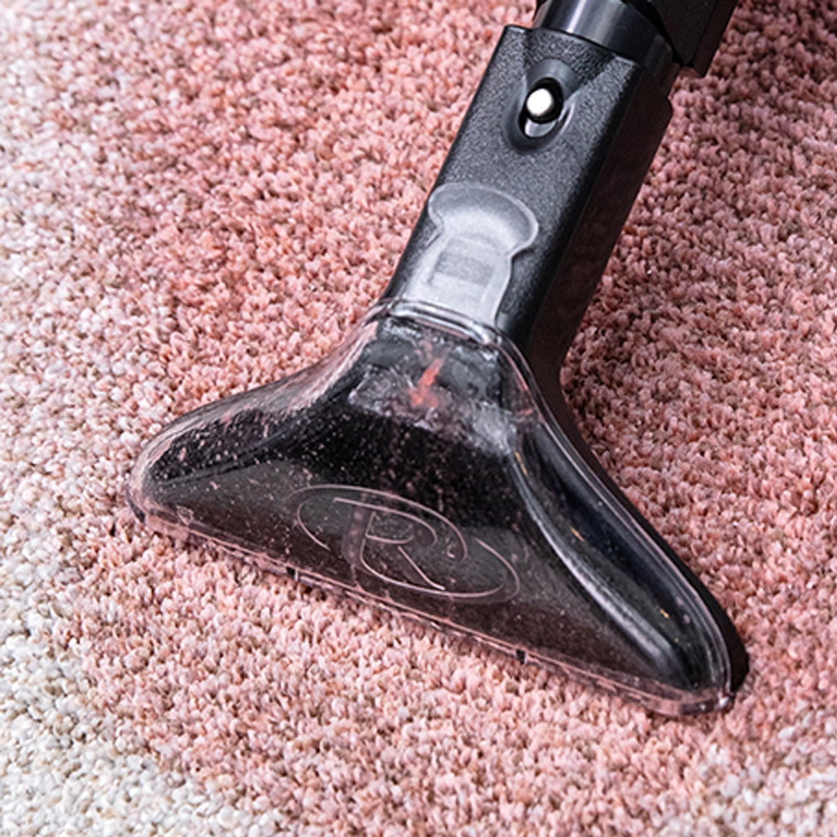 MiniJet extractor on carpet